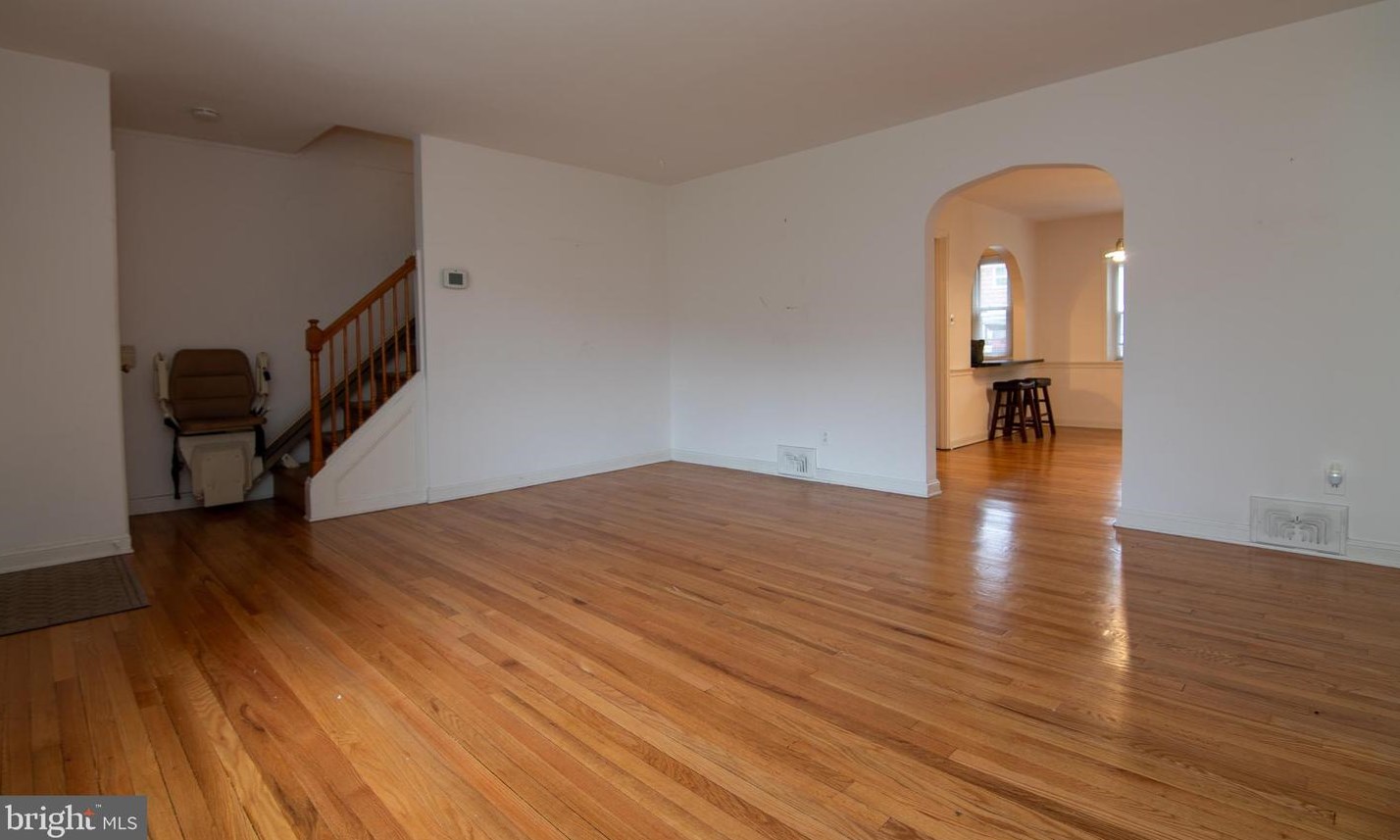 2027 Hillenwood Rd, Baltimore, MD 21239