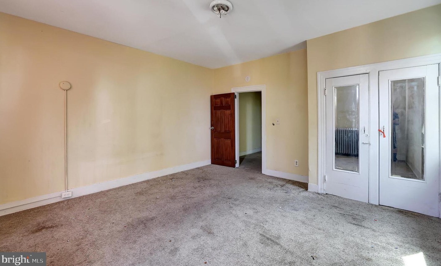 1633 Hilton St, Baltimore MD 21216-3361 exterior