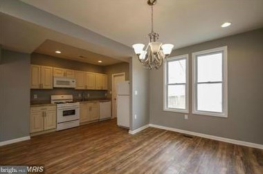 606 Springfield Ave, Baltimore, MD 21212-4831