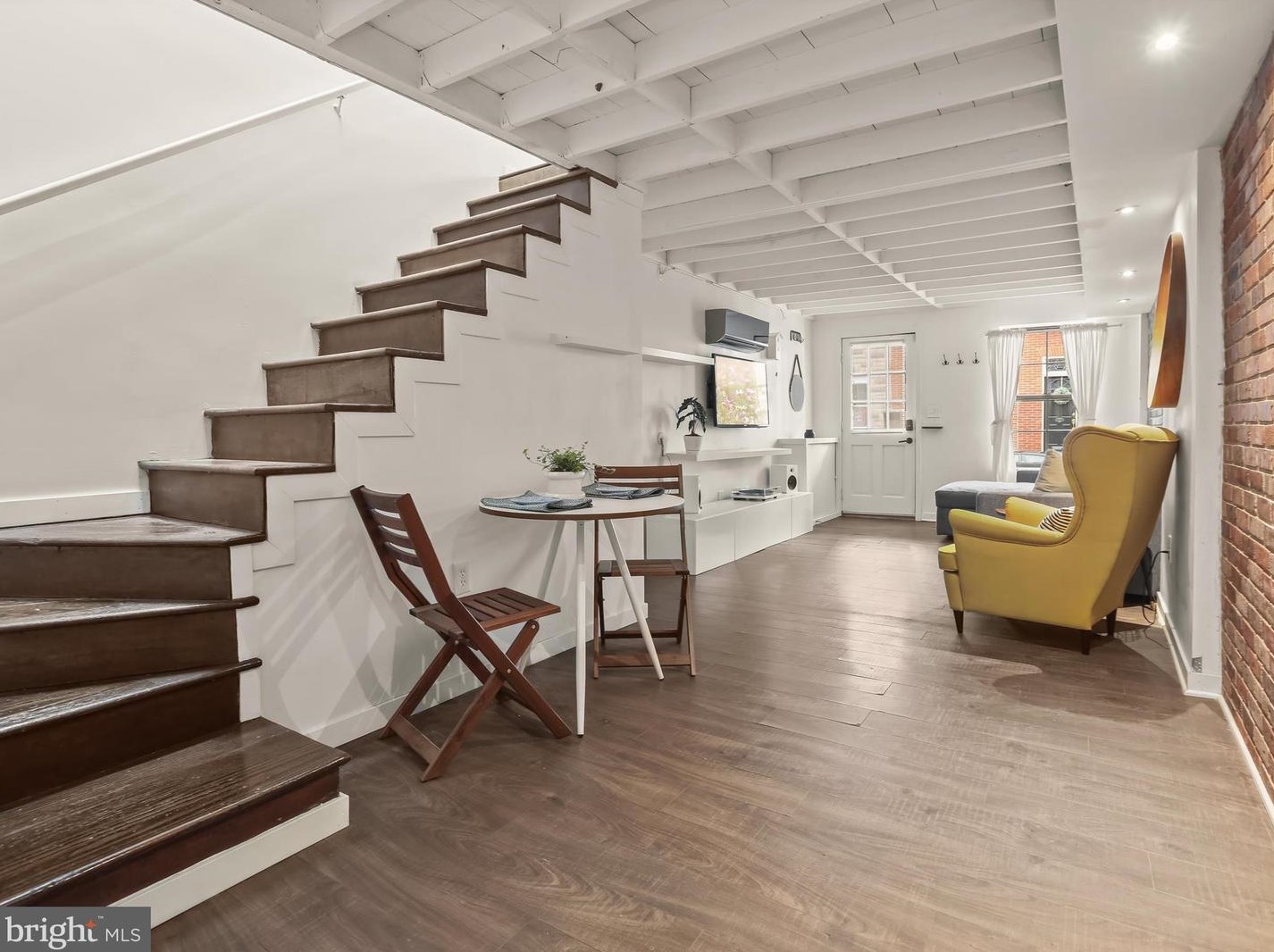 906 Decker Ave, Baltimore MD  21224-4939 exterior