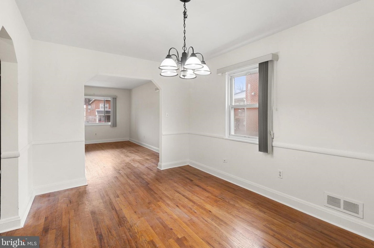 5573 Elderon Ave, Baltimore MD 21215-4247 exterior