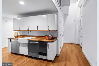 801 Park Avenue, Baltimore, MD 21201 - Photo 12