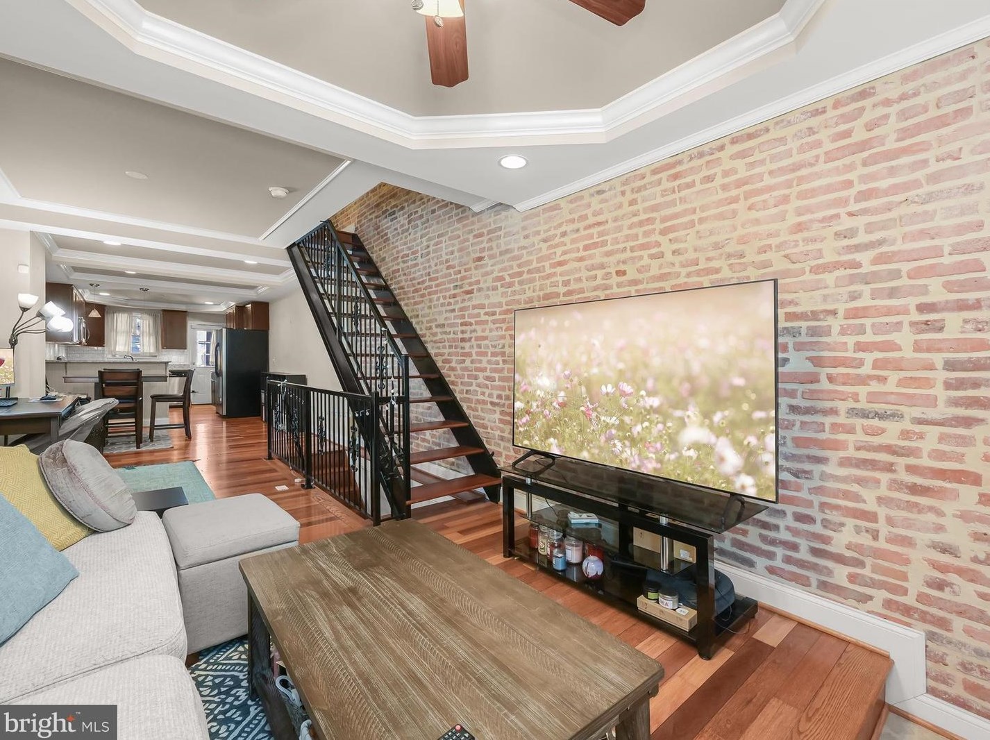 102 Ellwood Ave, Baltimore MD  21224-1307 exterior