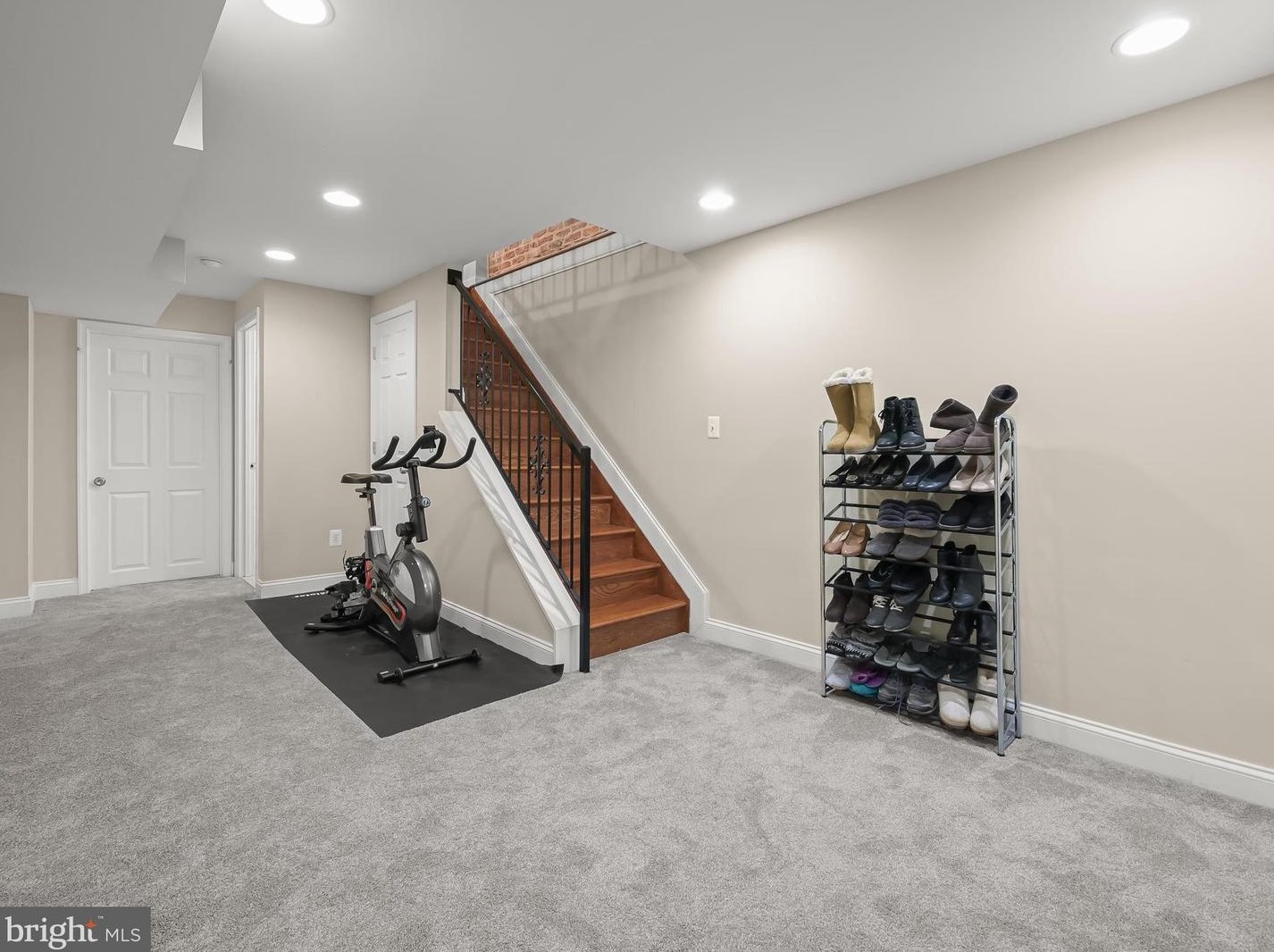 102 Ellwood Ave, Baltimore MD  21224-1307 exterior