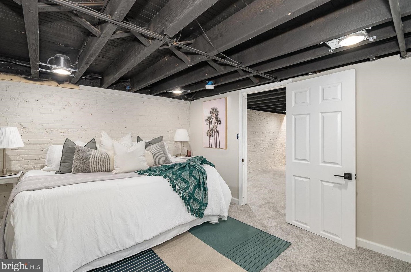 519 Collins Ave, Baltimore MD  21229-4119 exterior