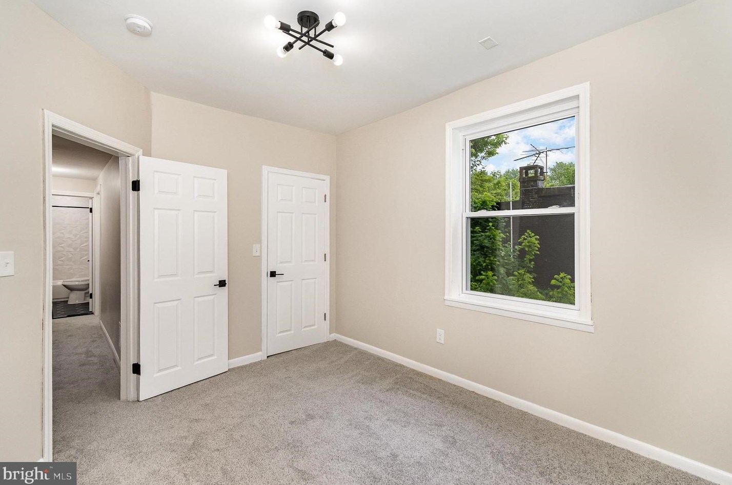 519 Collins Ave, Baltimore MD  21229-4119 exterior