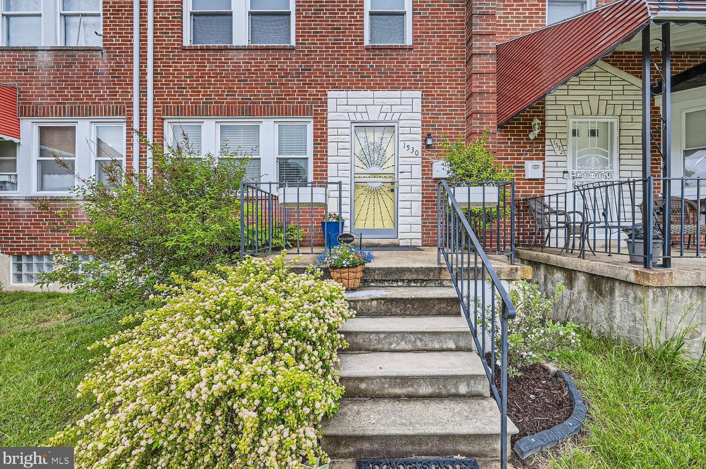 1530 Greendale Rd, Baltimore, MD 21218-2201