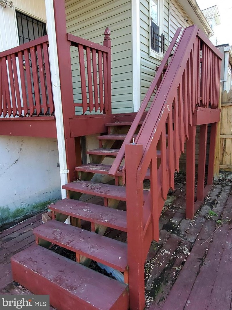 804 Belgian Ave, Baltimore MD 21218-1220 exterior