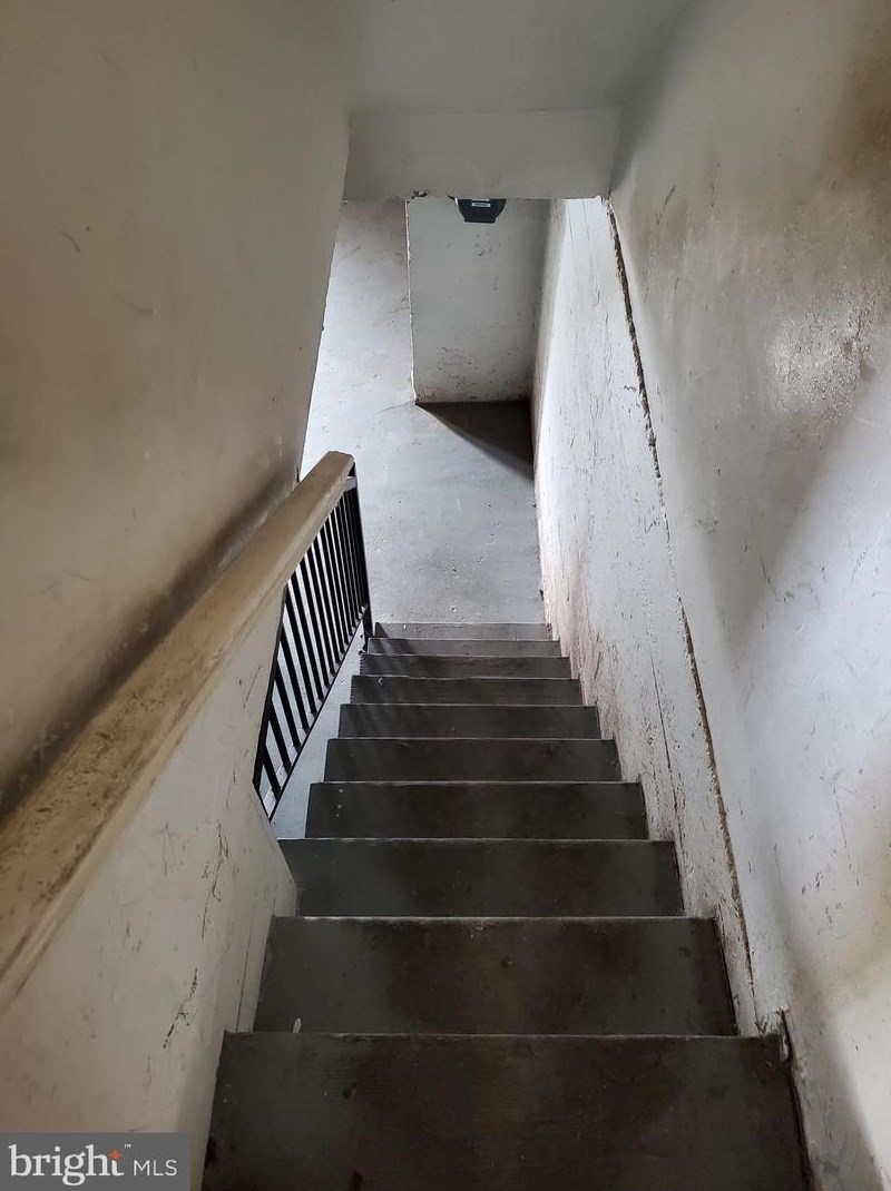 804 Belgian Ave, Baltimore MD 21218-1220 exterior