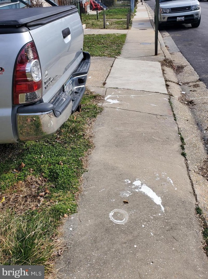 804 Belgian Ave, Baltimore MD 21218-1220 exterior