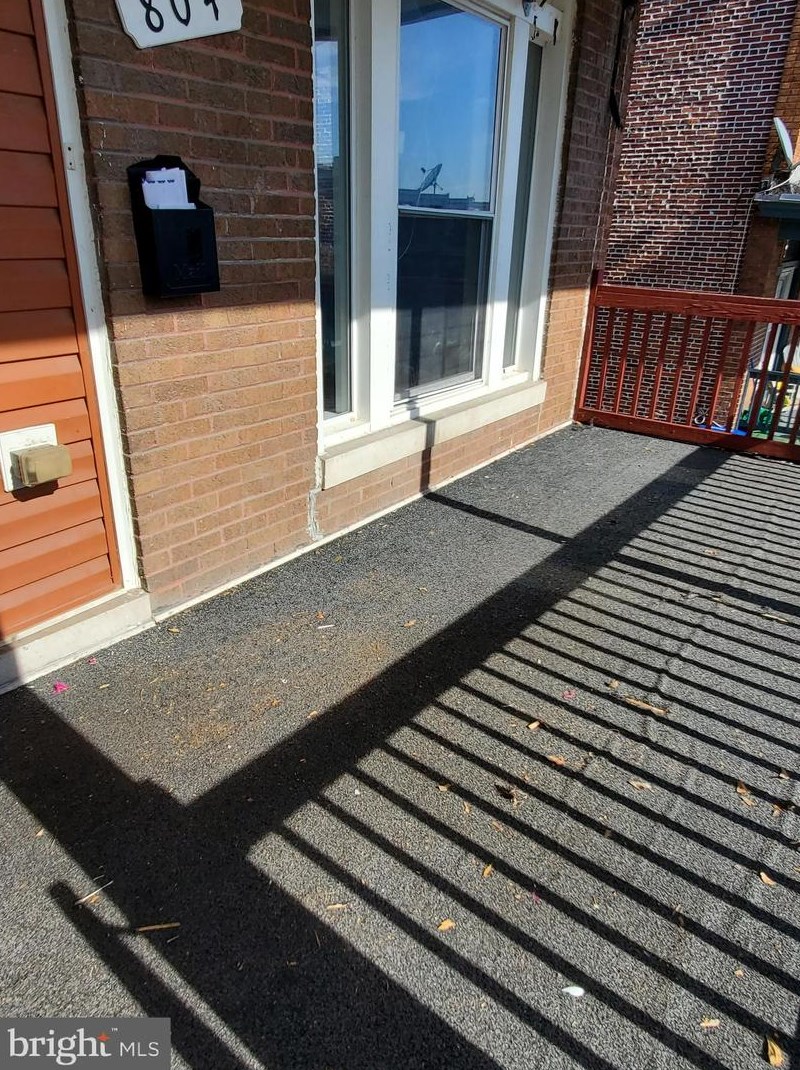 804 Belgian Ave, Baltimore MD 21218-1220 exterior