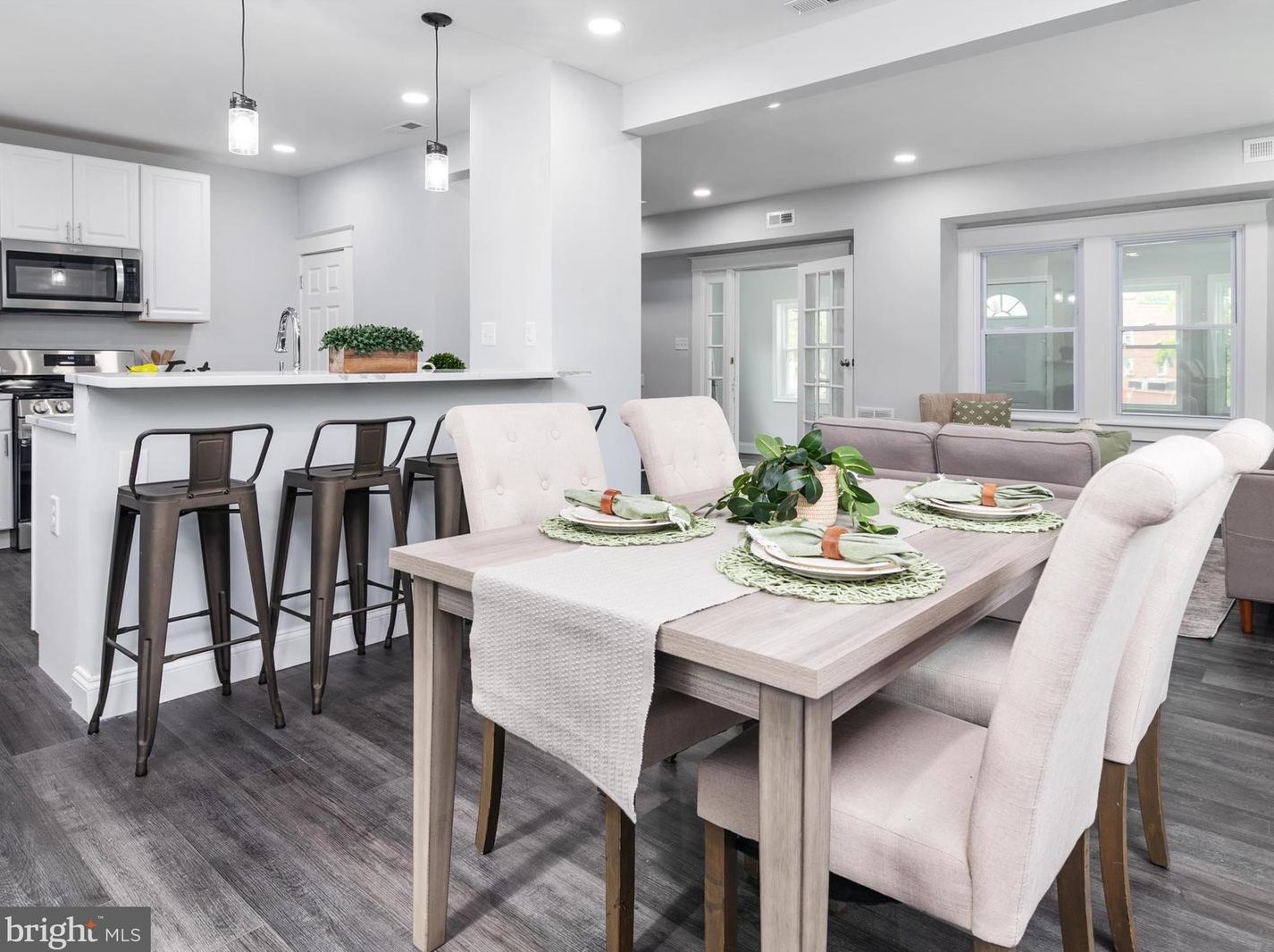 3615 Brooklyn Ave, Baltimore MD 21225-2117 exterior