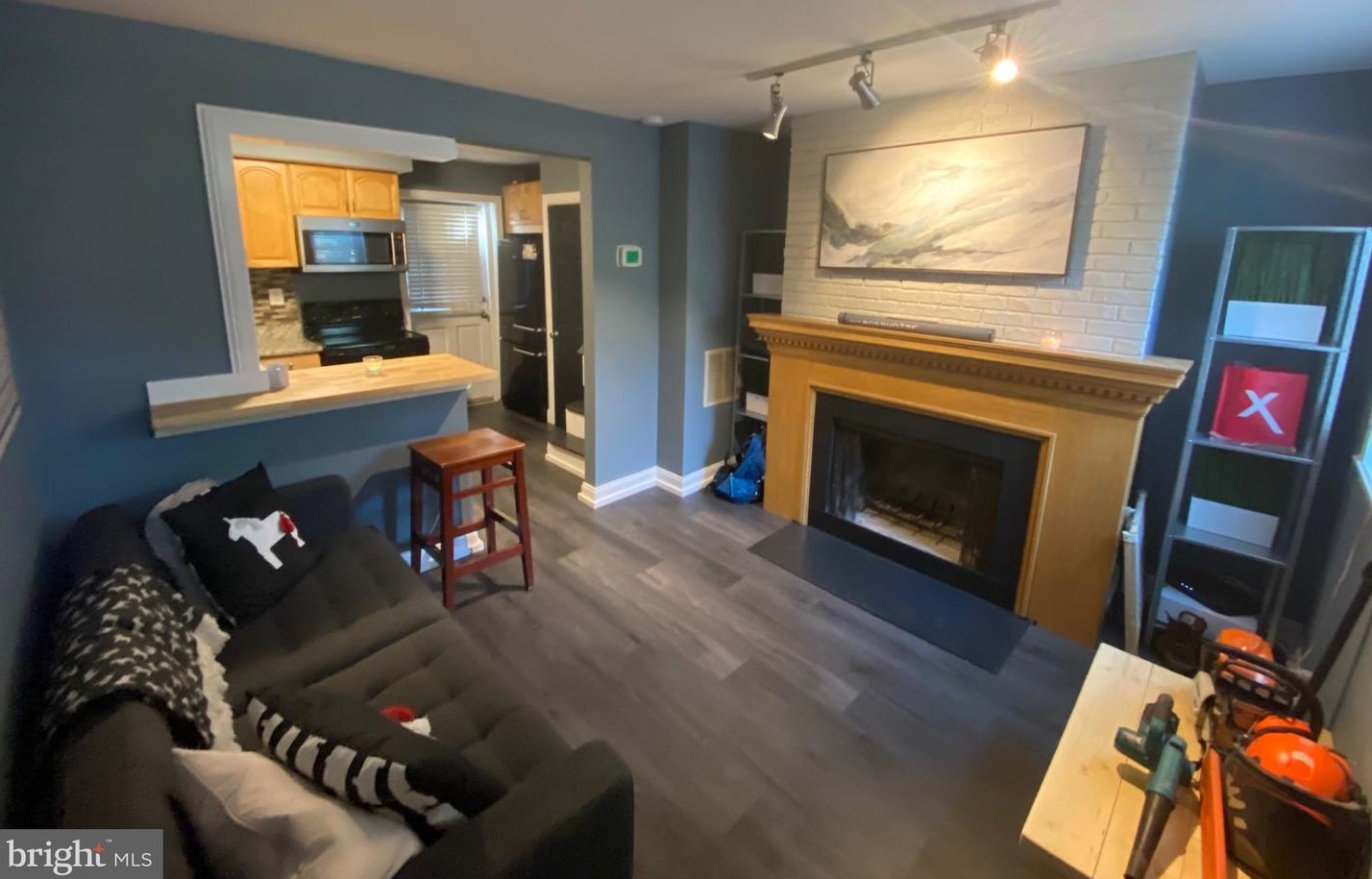 626 Warner St, Baltimore MD  21230-2427 exterior