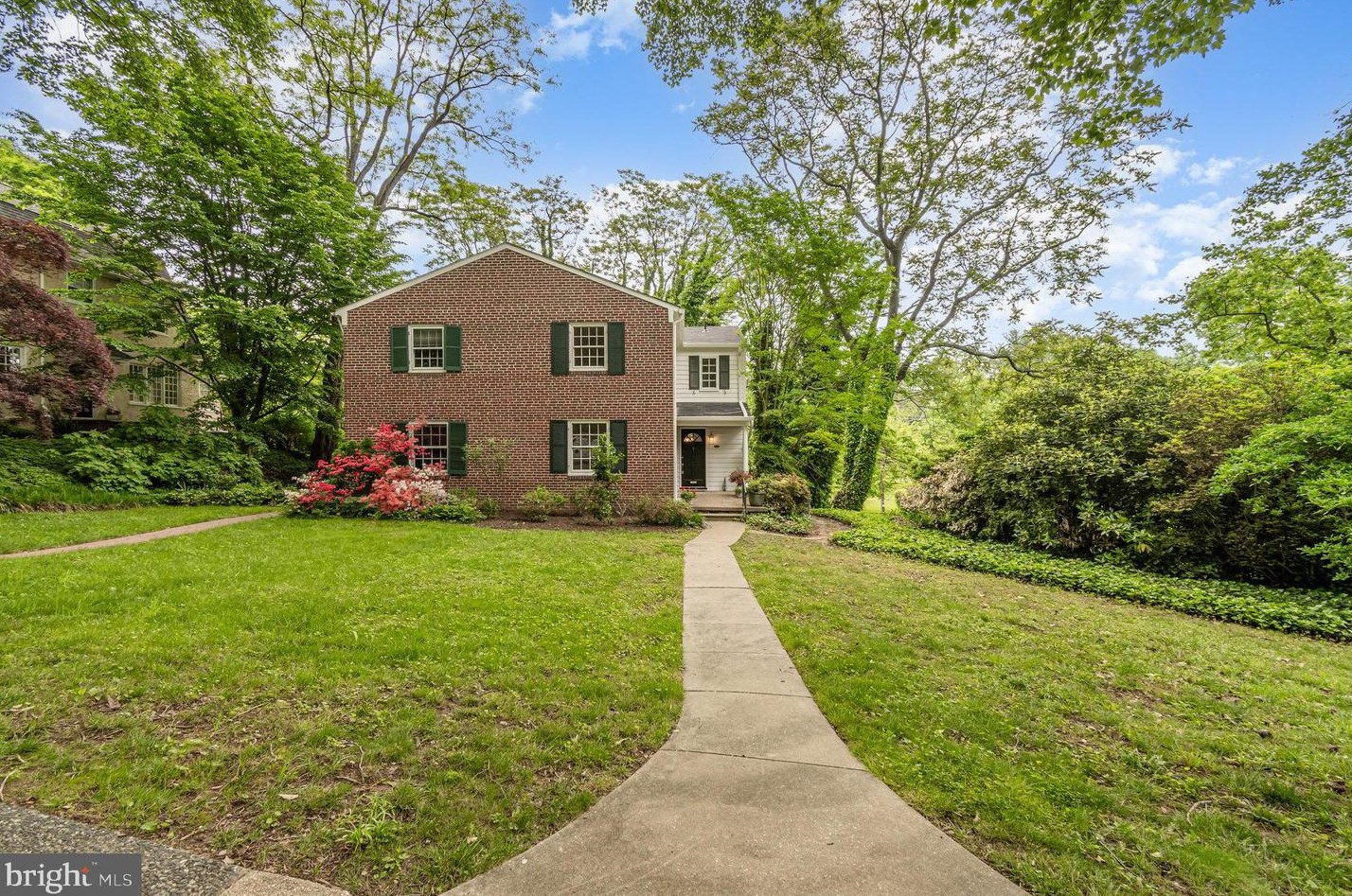 4301 Wickford Rd, Baltimore, MD 21210-2825