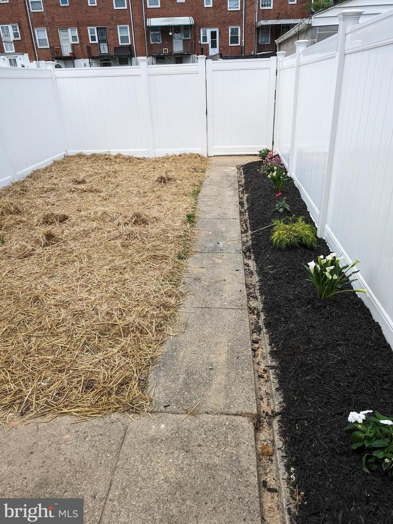 3931 Dudley Ave, Baltimore MD  21213-2115 exterior