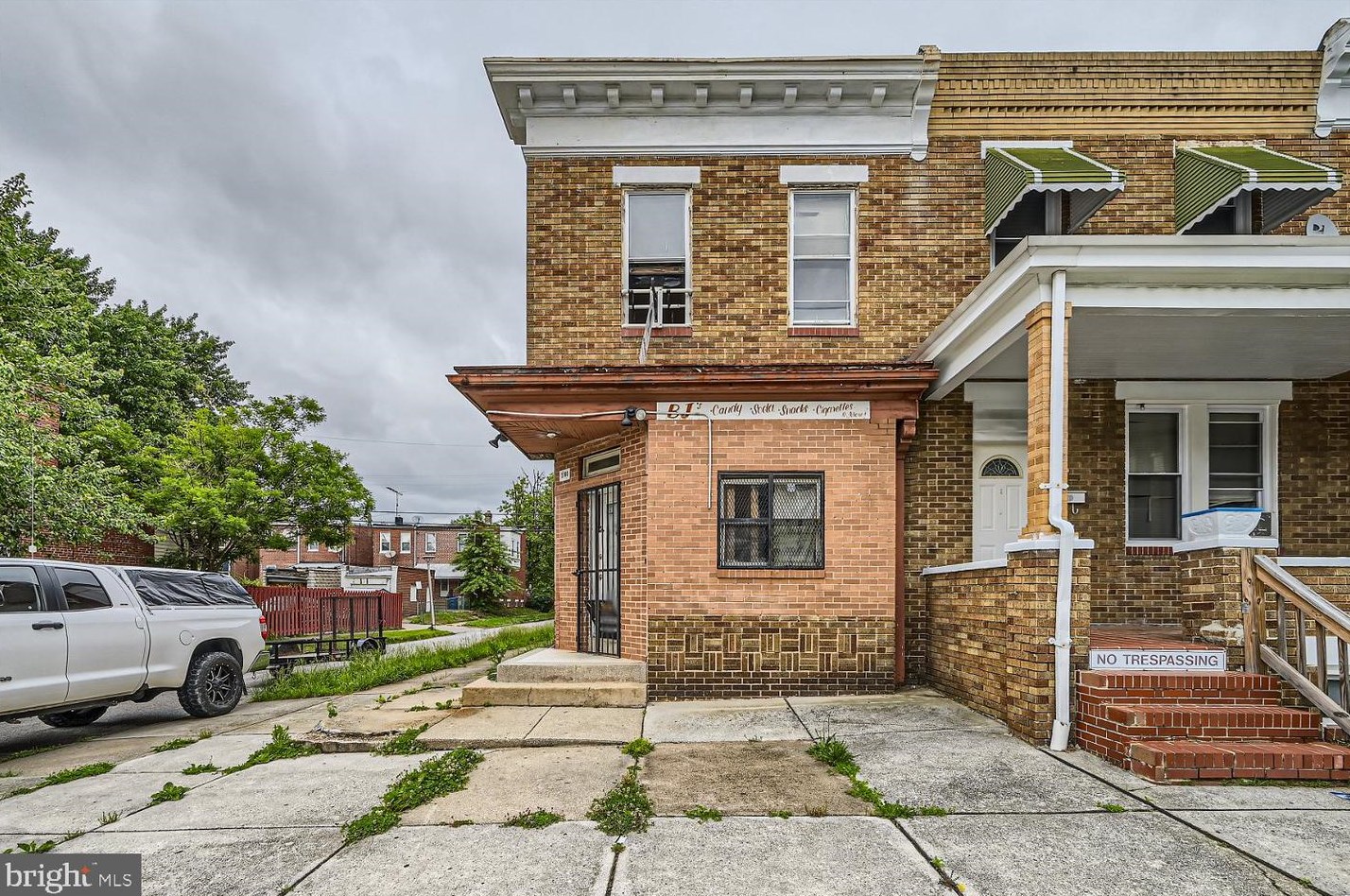 3100 Kenyon Ave, Baltimore MD  21213-2122 exterior