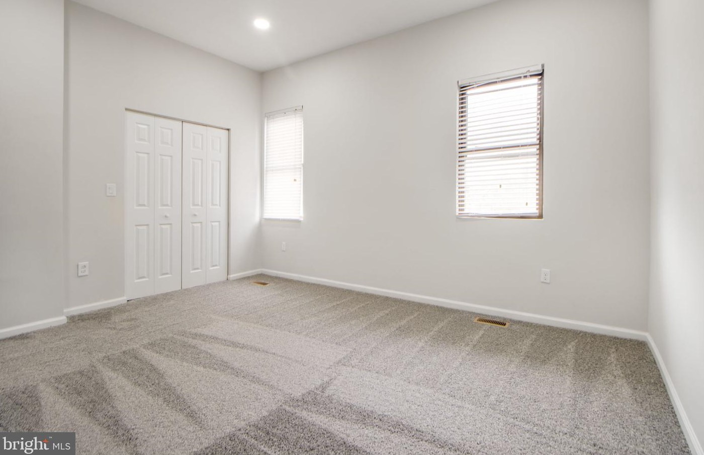 3904 Hayward Ave, Baltimore MD 21215-5038 exterior