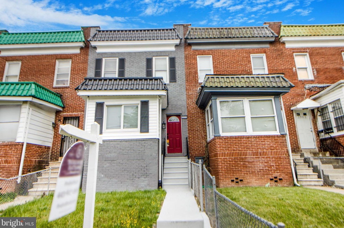 3904 Hayward Ave, Baltimore MD 21215-5038 exterior