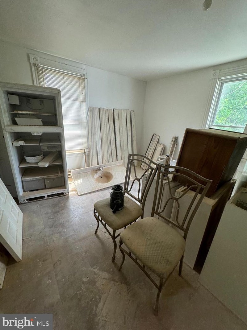 4319 Bayonne Ave, Baltimore MD 21206-2836 exterior