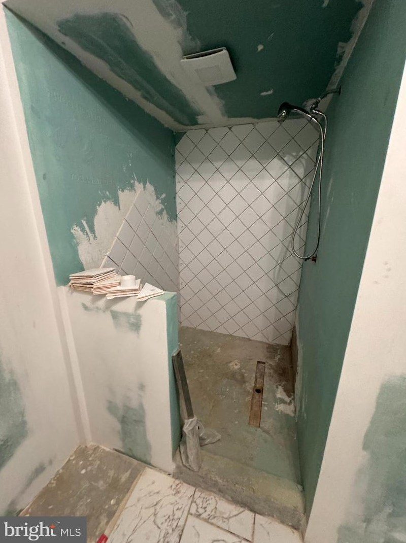 4319 Bayonne Ave, Baltimore MD 21206-2836 exterior