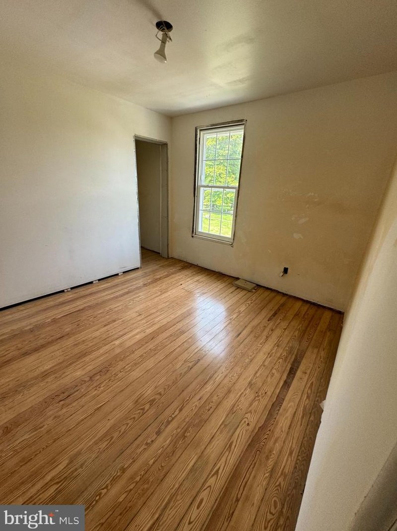 4319 Bayonne Ave, Baltimore MD 21206-2836 exterior