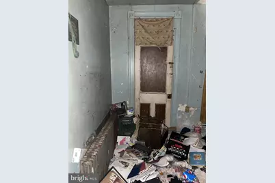 2738 W Mosher Street, Baltimore, MD 21216 - Photo 10