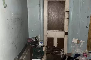 2738 W Mosher St, Baltimore, MD 21216 - Photo 10