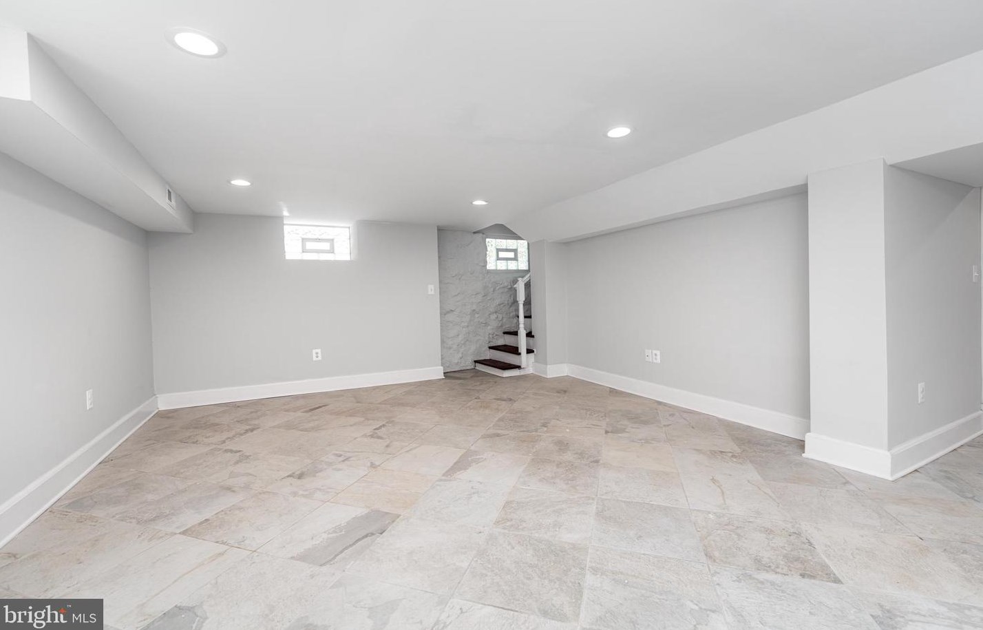 4405 Underwood Rd, Baltimore MD 21218-1151 exterior