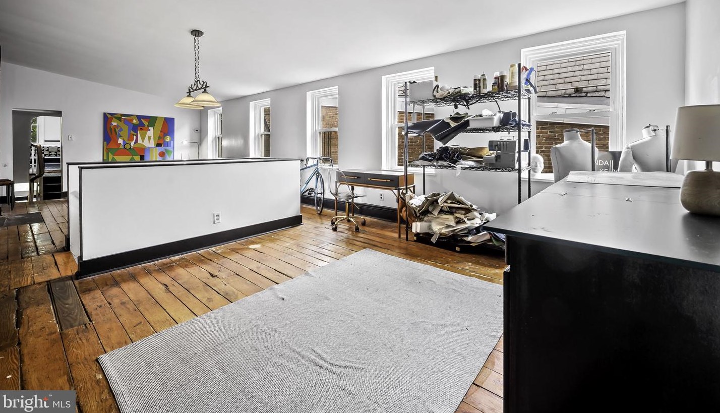 1405 Hollins St, Baltimore MD  21223-2417 exterior