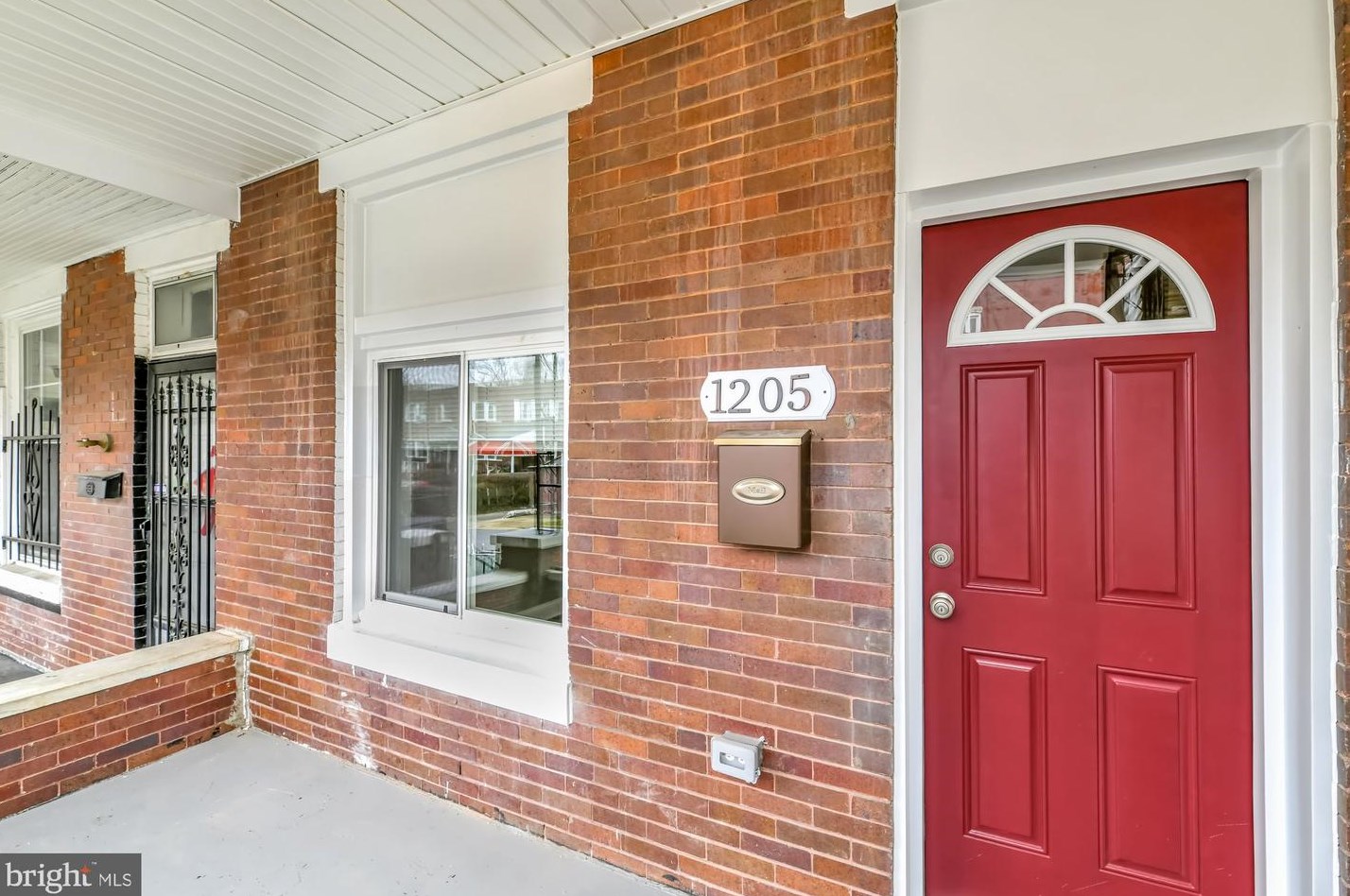 1205 Ashburton St, Baltimore, MD 21216-4306