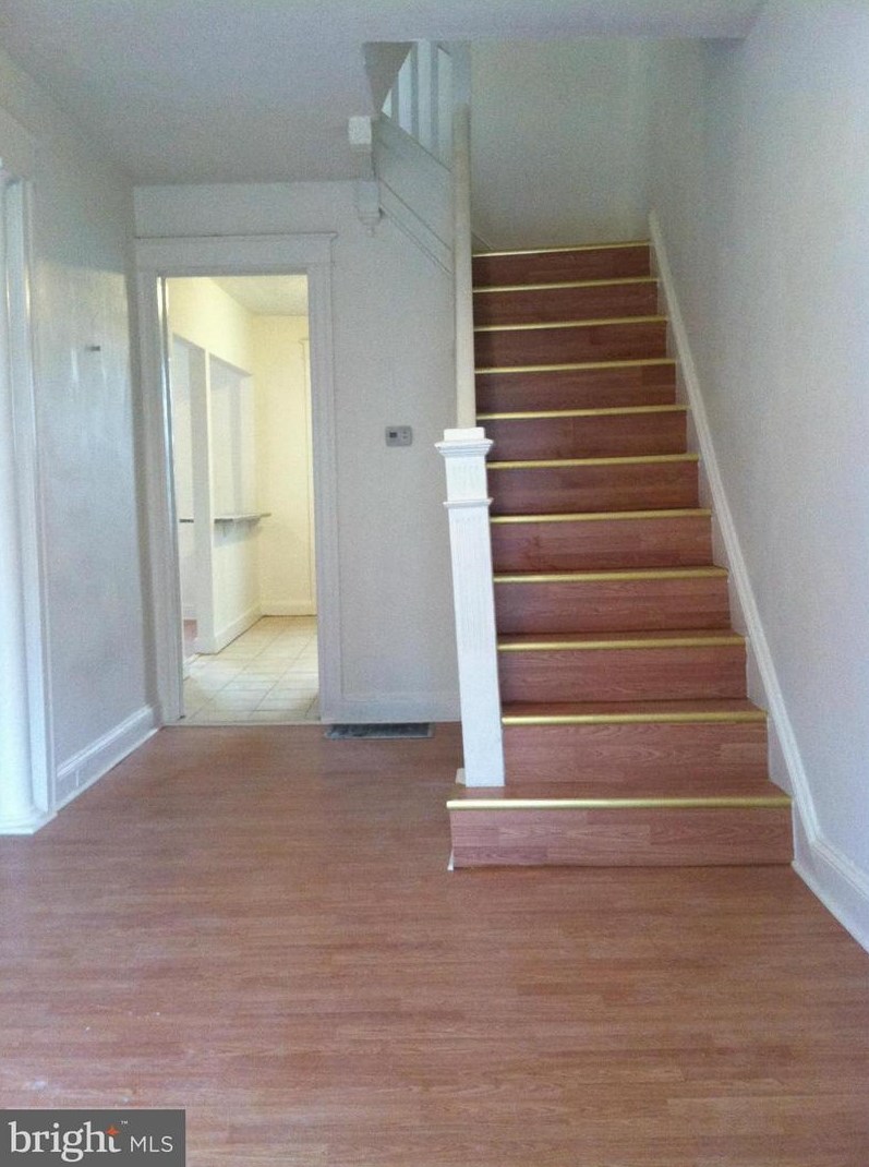 711 Linnard St, Baltimore, MD 21229