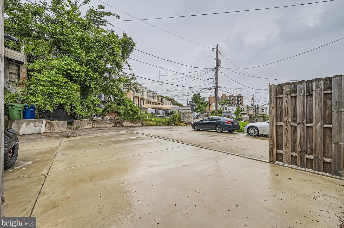 838 Harlem Ave, Baltimore MD  21217-2434 exterior