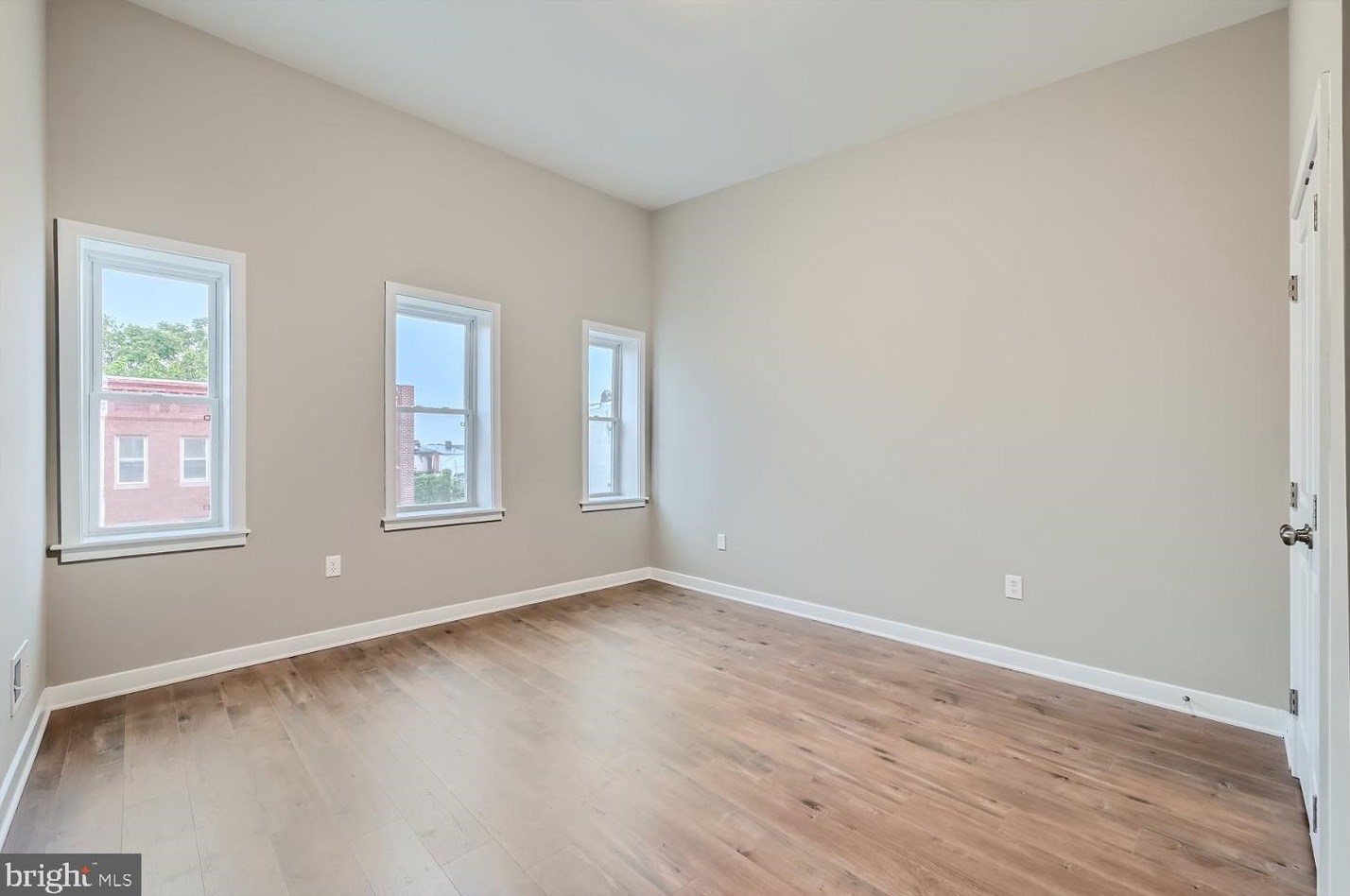 838 Harlem Ave, Baltimore MD  21217-2434 exterior