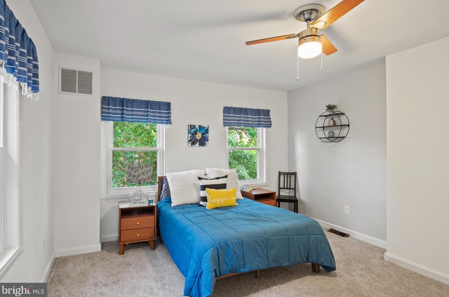 808 Hollins St, Baltimore MD  21201-1004 exterior