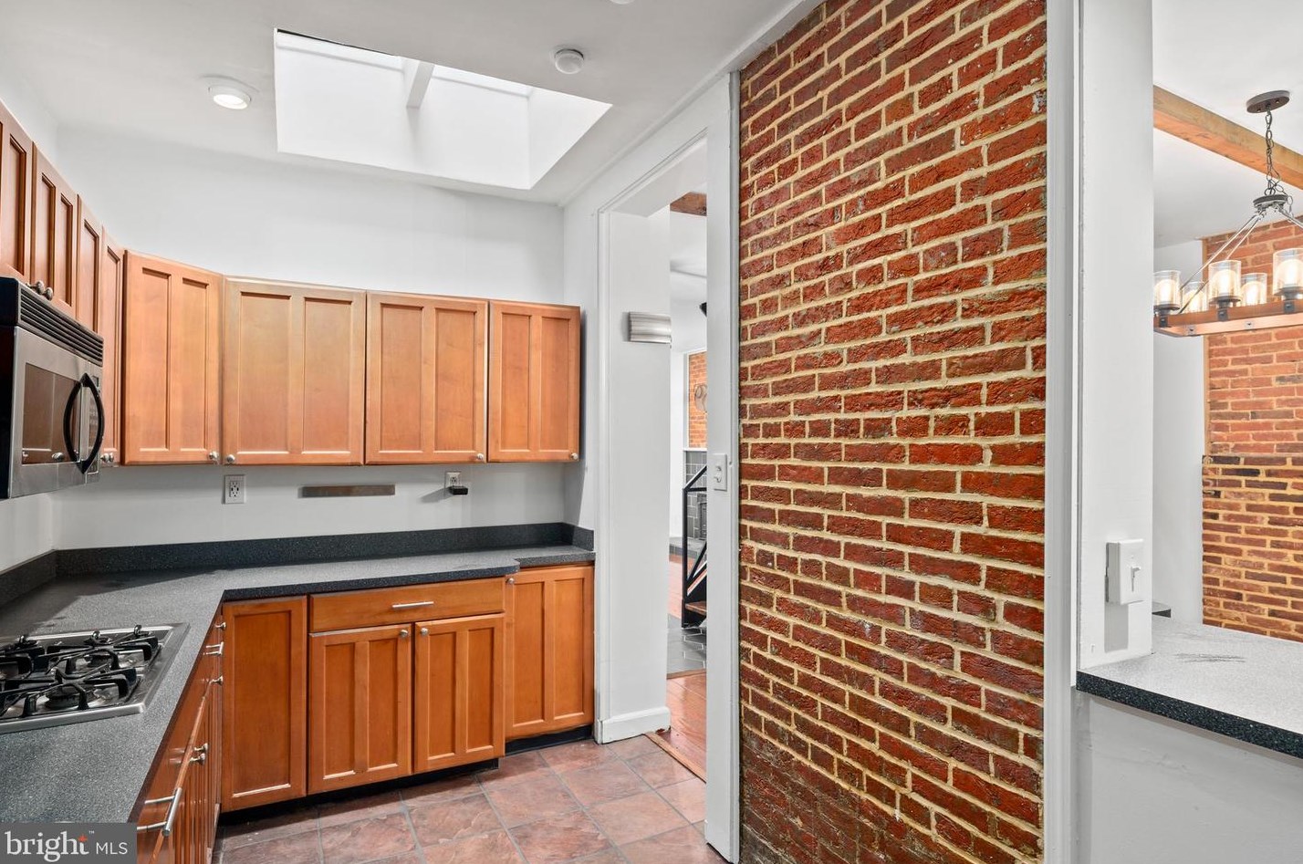 808 Hollins St, Baltimore MD  21201-1004 exterior