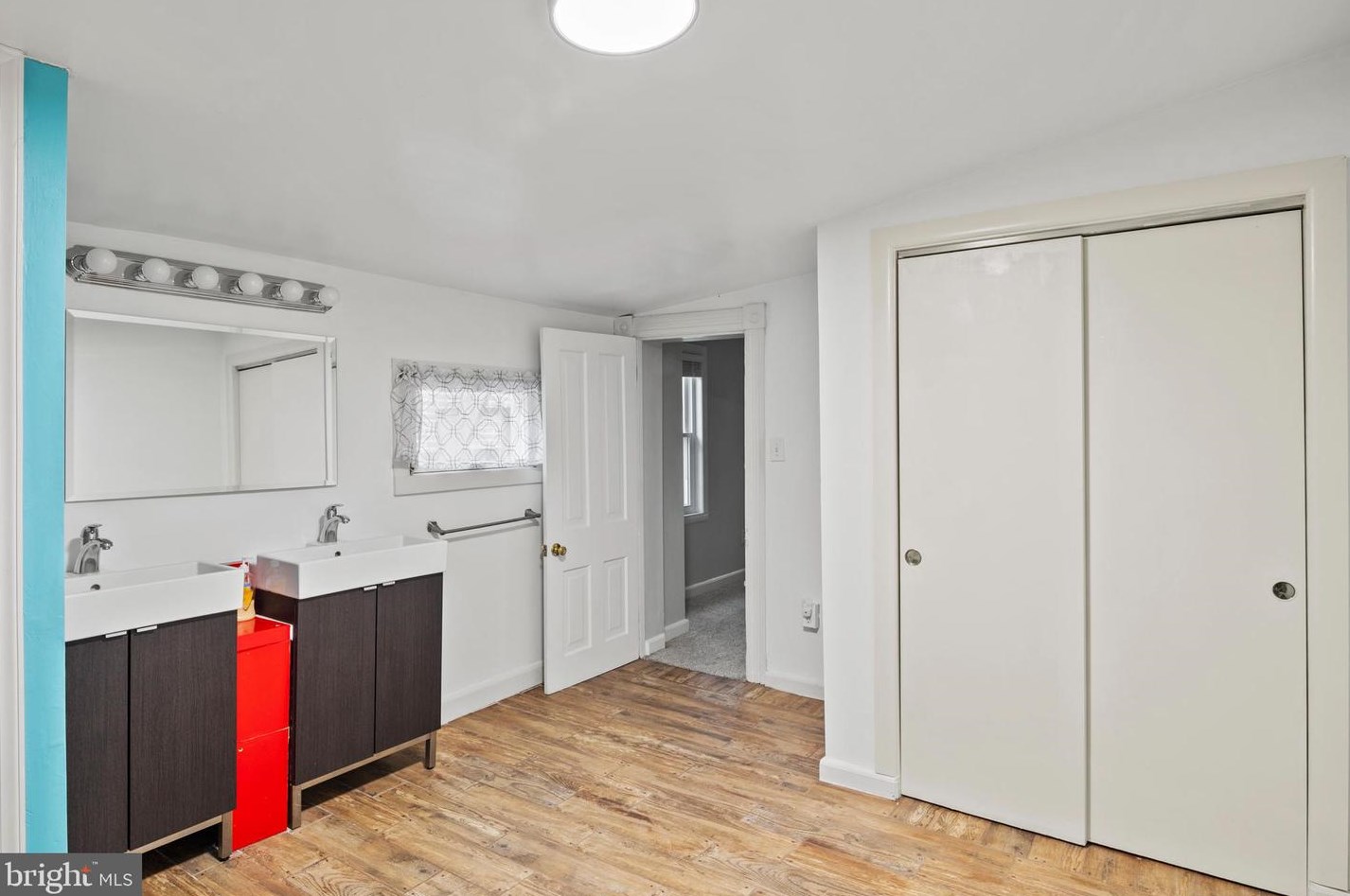 808 Hollins St, Baltimore MD  21201-1004 exterior