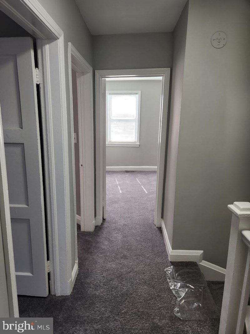 1000 Woodington Rd, Baltimore MD  21229-1838 exterior