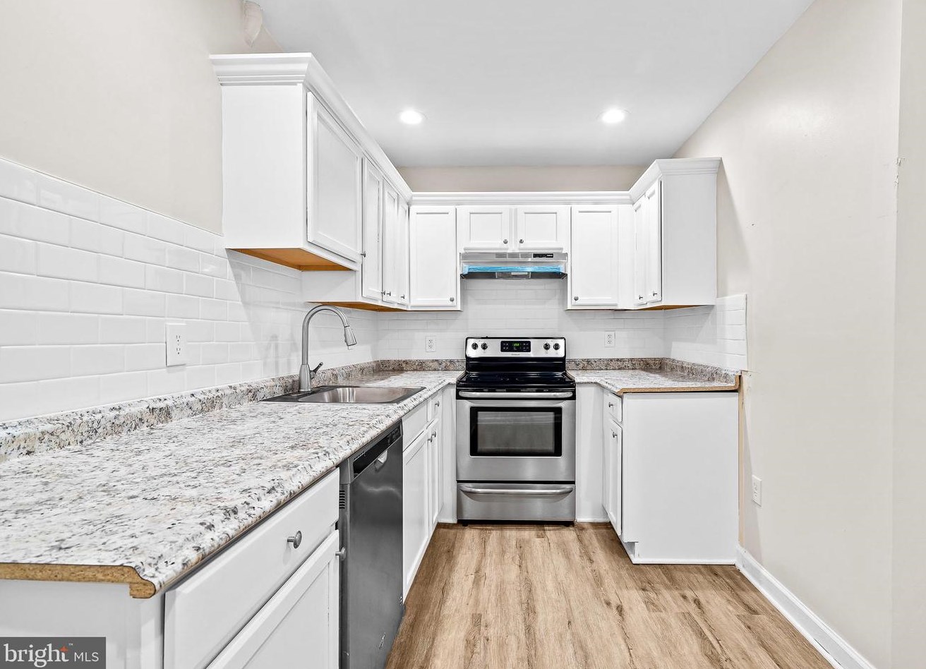 2429 Barclay St Apt 1, Baltimore, MD 21218
