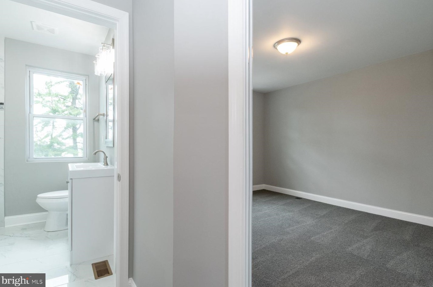 1624 Roundhill Rd, Baltimore MD  21218-2213 exterior