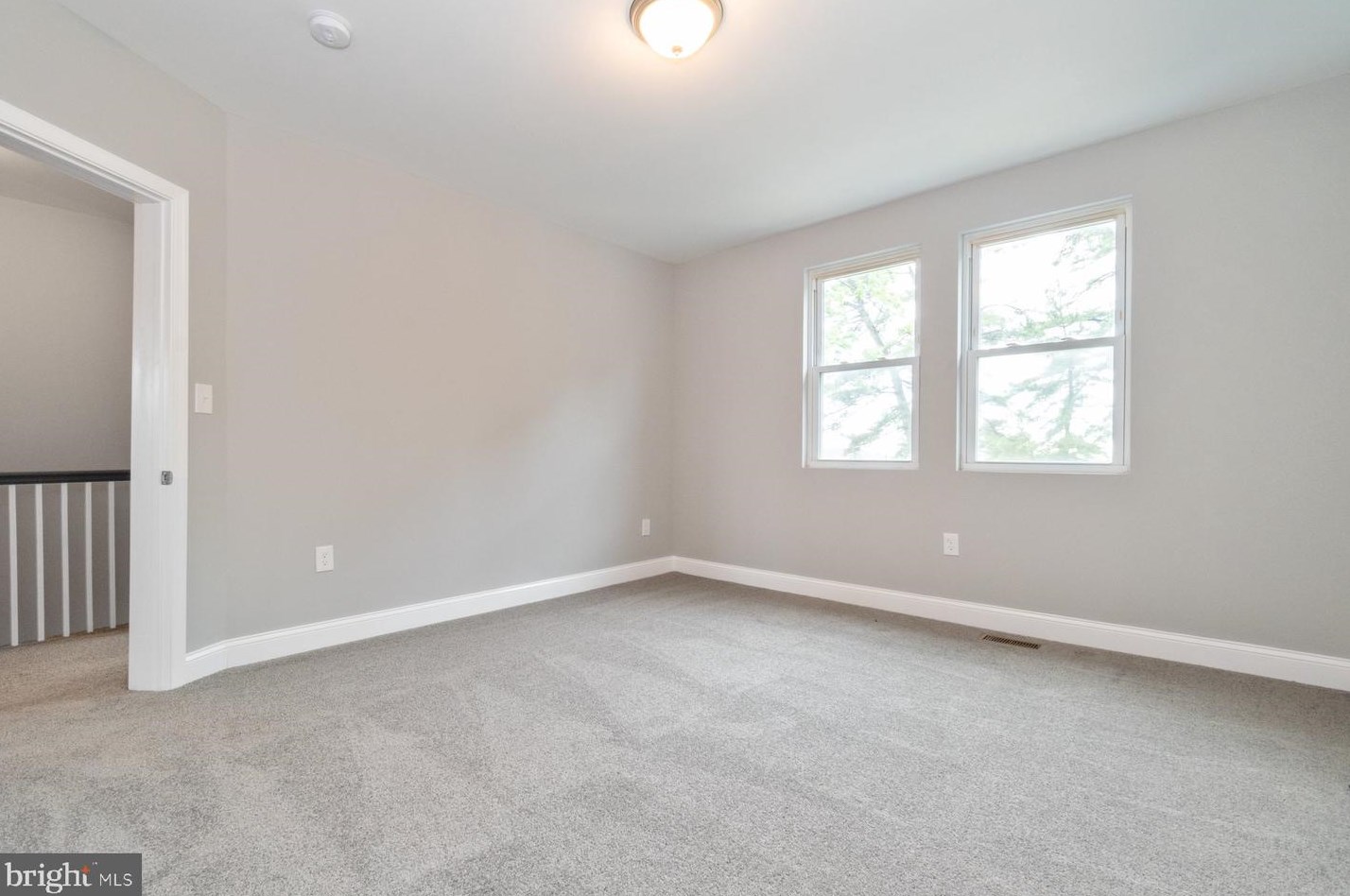 1624 Roundhill Rd, Baltimore MD  21218-2213 exterior