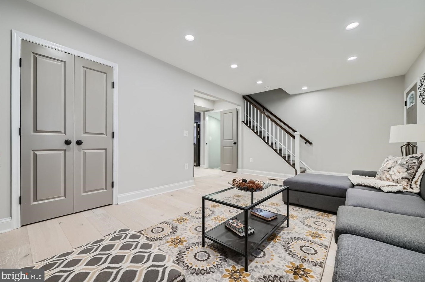 218 Culver St, Baltimore MD  21229-3011 exterior