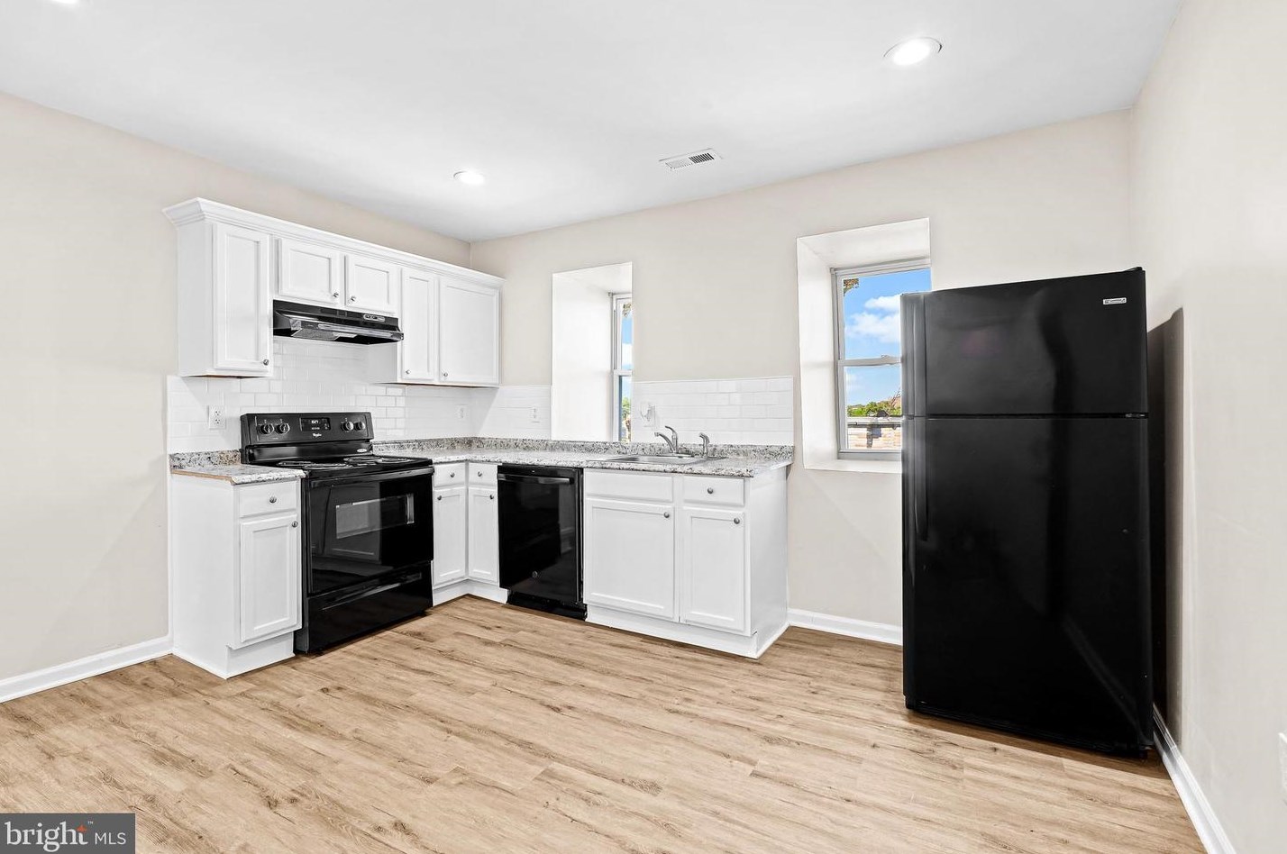 2429 Barclay St Apt 3, Baltimore, MD 21218