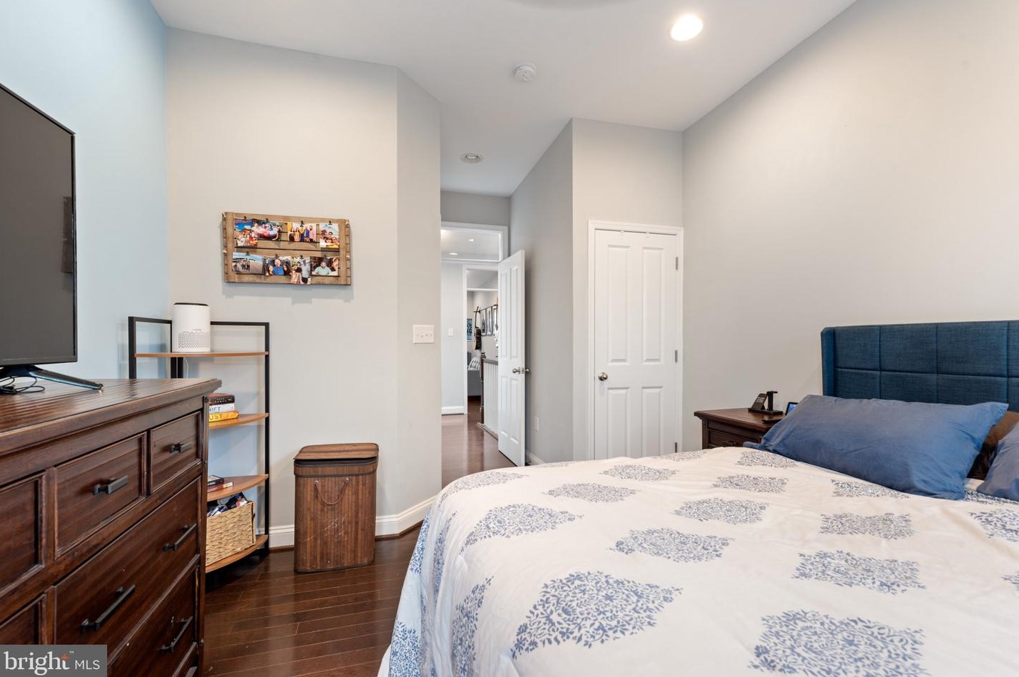 406 Robinson St, Baltimore MD 21224-4929 exterior