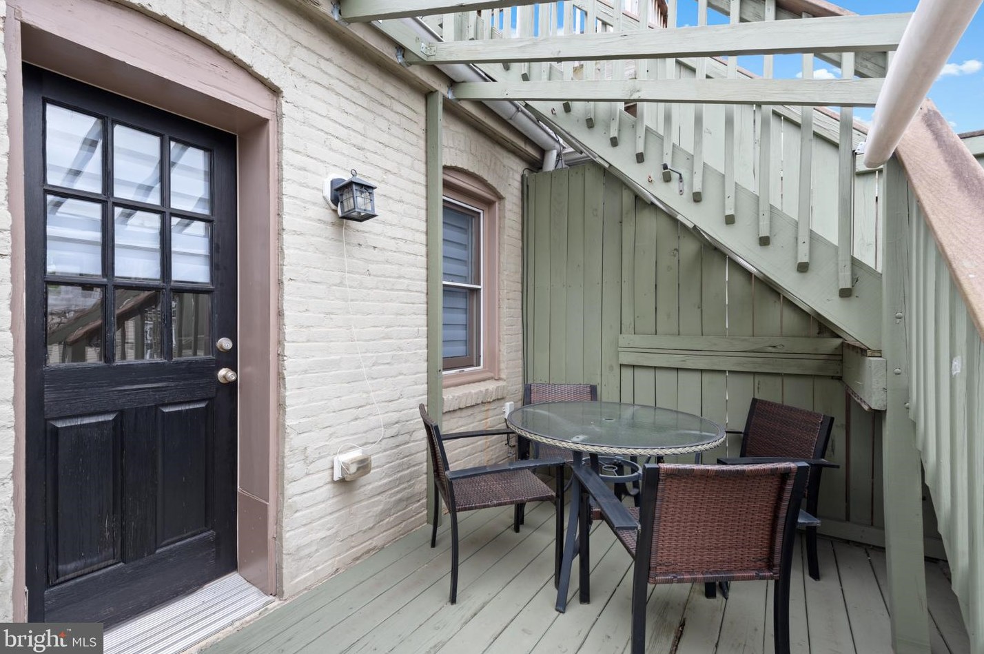 406 Robinson St, Baltimore MD 21224-4929 exterior