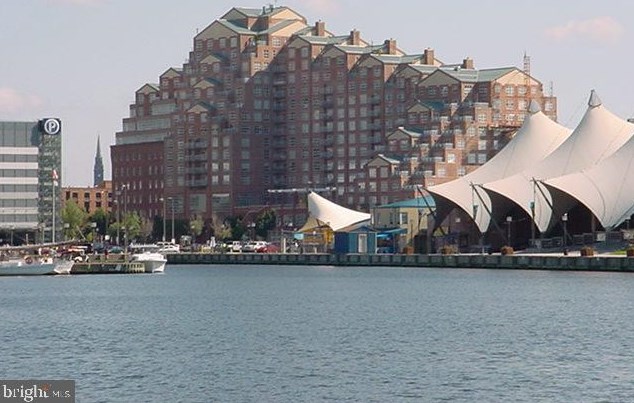 250 President St, Baltimore MD  21202-4436 exterior