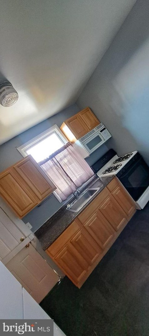 2213 Baker St, Baltimore, MD 21216