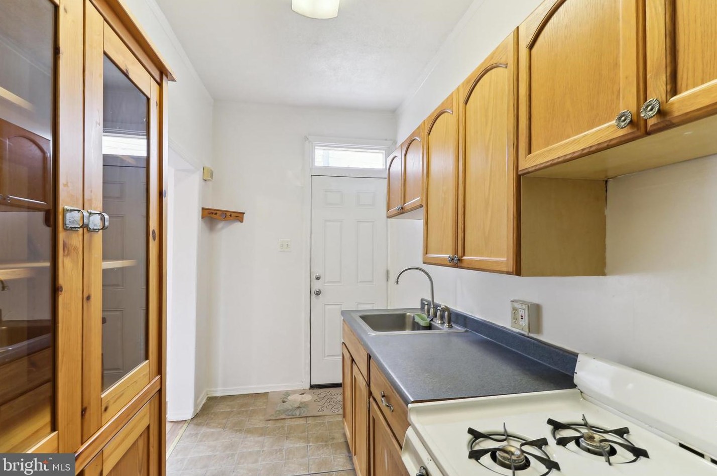 504 Hurley Ave, Baltimore MD 21223-2716 exterior