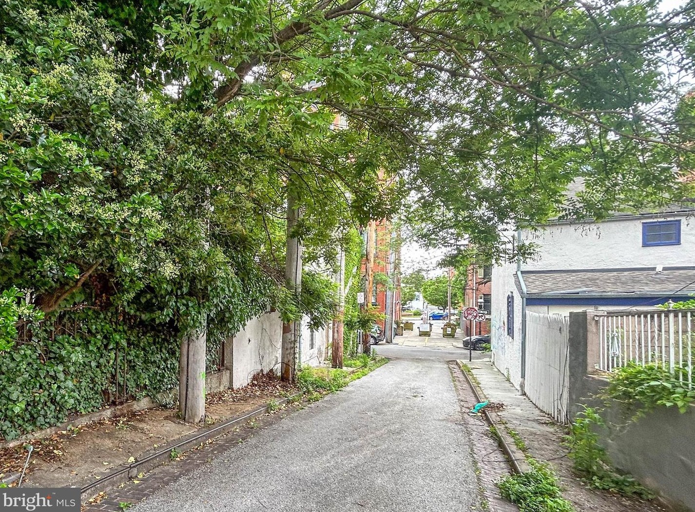 914 Tyson St, Baltimore MD  21201-4811 exterior