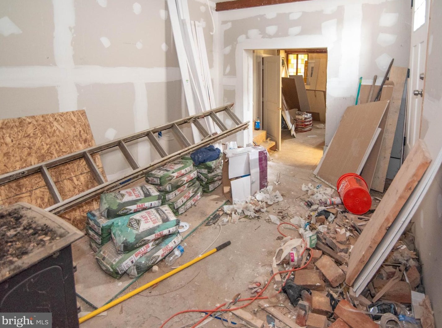 914 Tyson St, Baltimore MD  21201-4811 exterior