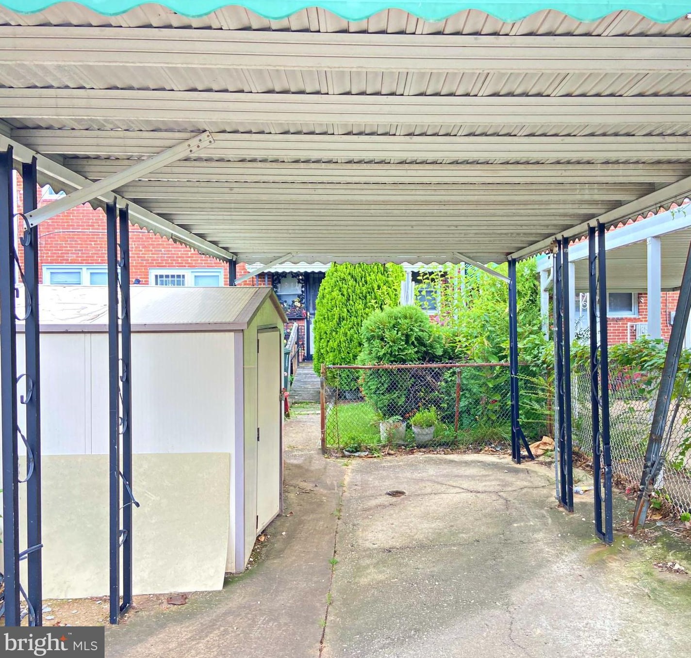 3848 Sinclair Ln, Baltimore MD 21213-2142 exterior